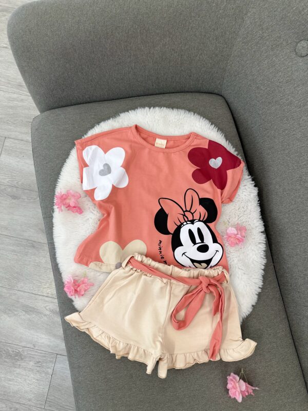 Komplet Veror për Vajza: Bluzë Ngjyrë Koral Minnie Mouse dhe Pantallona të Shkurtra Bezhë me Fjongo