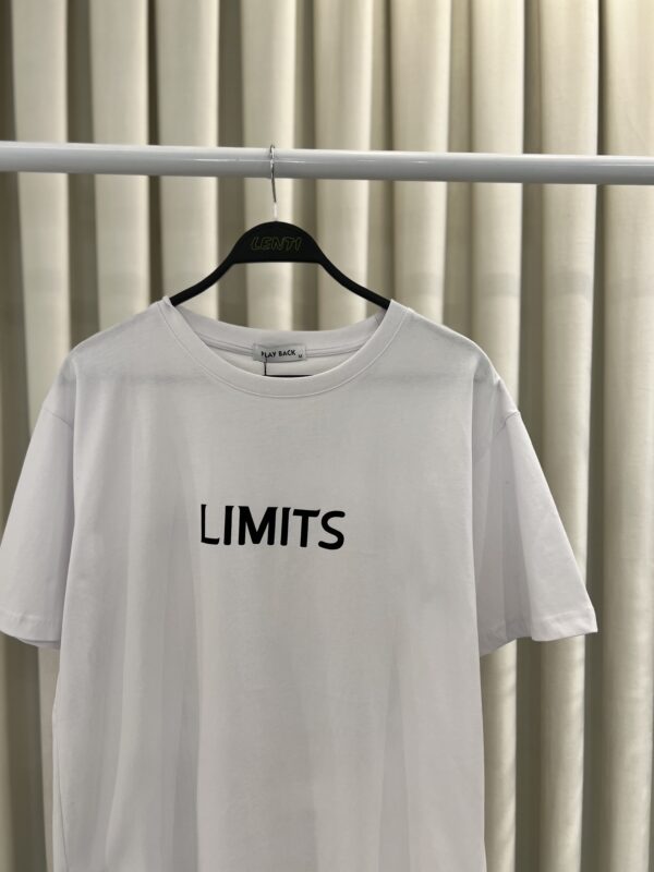 Bluze e Bardhë "LIMITS" me Print Basketbolli - Image 2