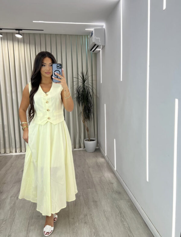 Set i Verdhë Pastel "Linen Look": Top Crop me Butona dhe Fund i Gjëra me Palë