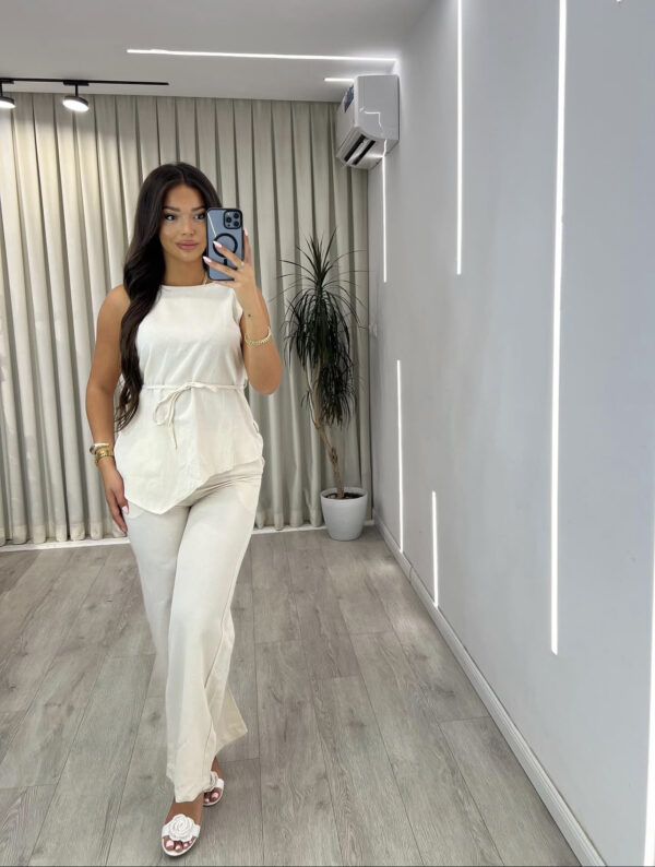 Set "Linen Look" ngjyrë Ecru/Bezhë e Çelët: Këmishë me Mëngë të Gjata dhe Pantallona të Gjëra Komode