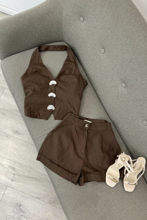 Set “Linen Look” Kafe e Errët: Top Halter me Butona dhe Pantallona të Shkurtra (Shorts) Komode