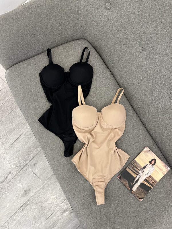 Bodysuit-ë Formësues Elegante: Nudo dhe i Zi