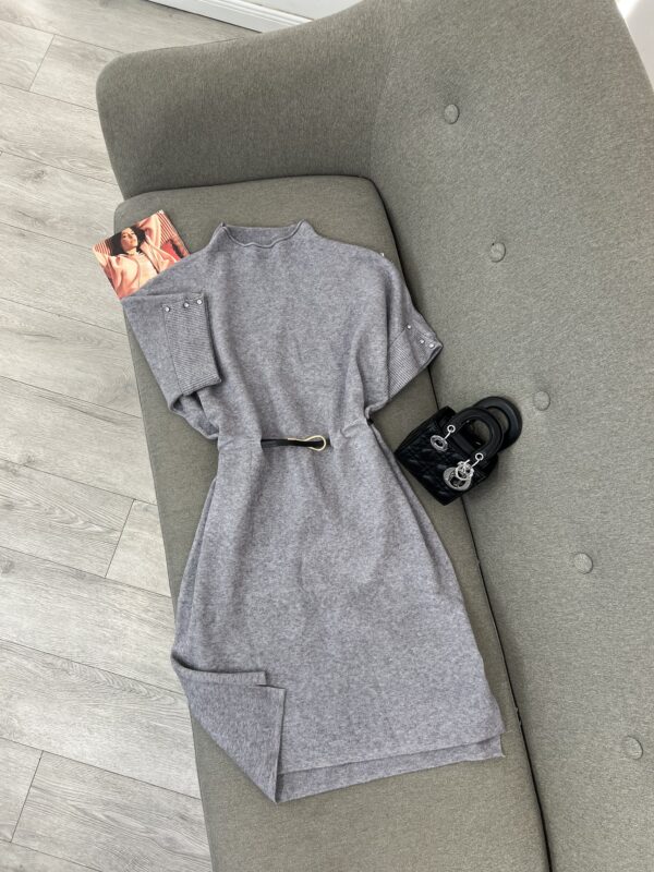 Veshje e rehatshme dhe elegante