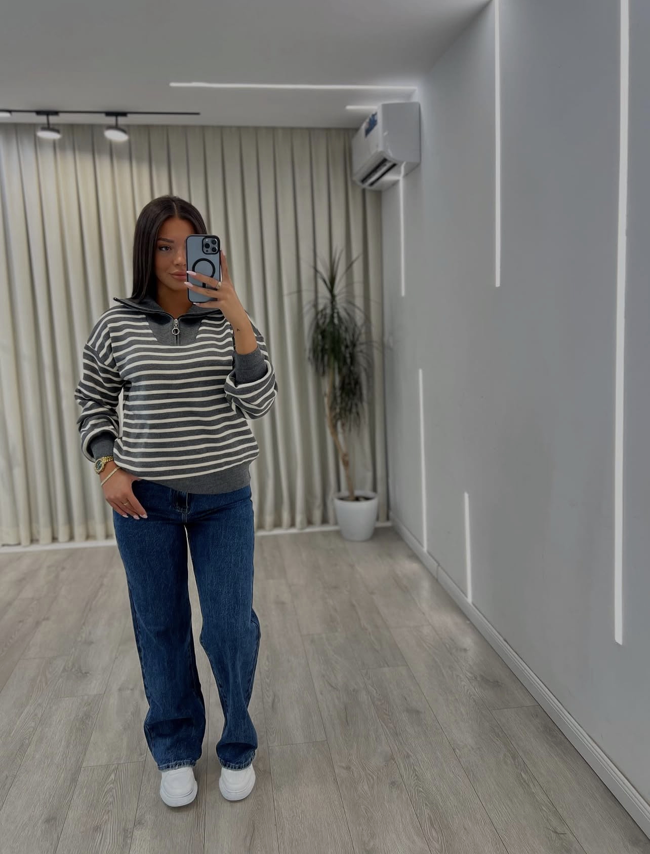 Farmerka ‘straight leg’ blu me bel të lartë