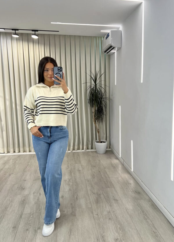 Farmerka 'straight leg' blu të çelët me bel të lartë