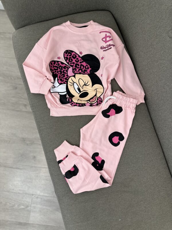 Komplet pizhamesh Minnie Mouse, stil i lezetshëm dhe i rehatshëm