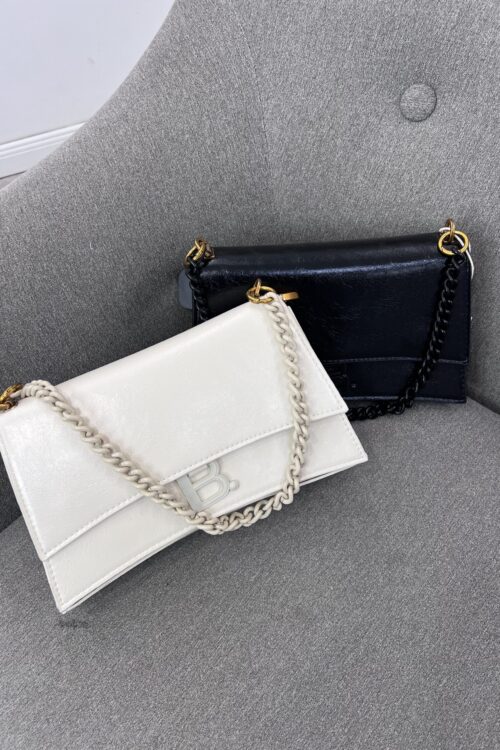Çanta Krahu Balenciaga Hourglass – Klasike në të Bardhë dhe të Zezë