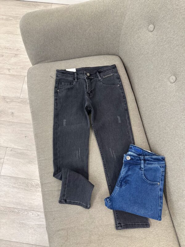 Xhinse Slim Fit për Fëmijë – Paketë Dy Ngjyrash: Gri e Errët dhe Blu Klasike