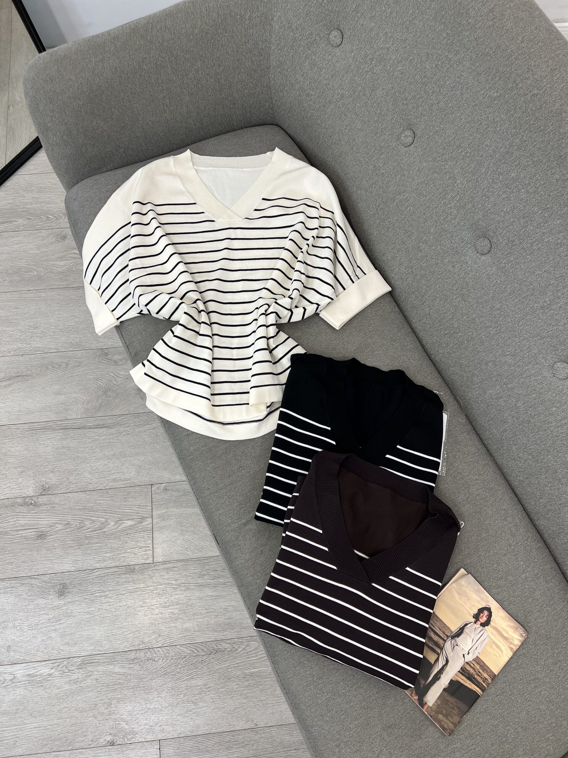 Triko V-Neck me Vija