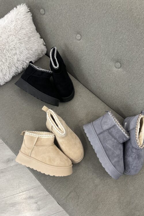 Çizme dimri “Ugg-style” të shkurtra me astar leshi dhe taban platformë