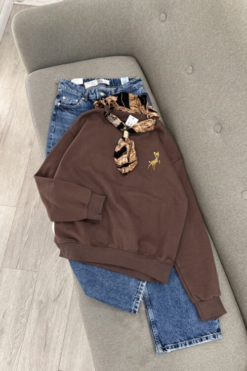 Pulover oversized kafe