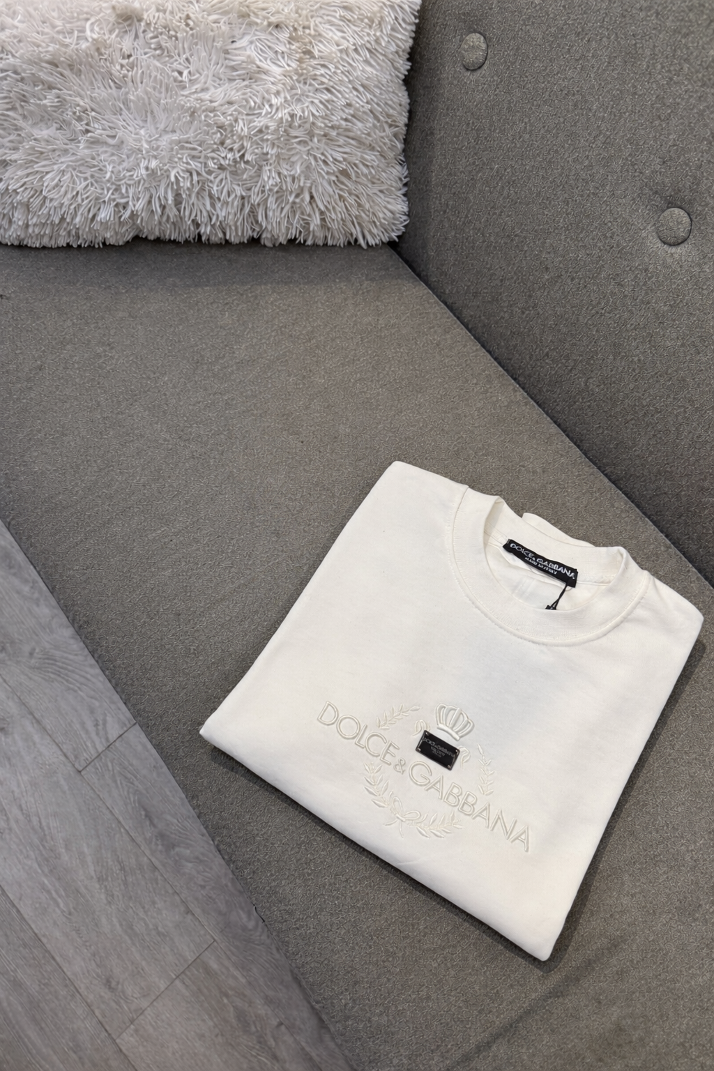 Dolce & Gabbana Sweatshirt/Bluzë (Crewneck) Ngjyrë E Bardhë/Krem me Logo Kurorë dhe Qëndisje - L - E bardhe