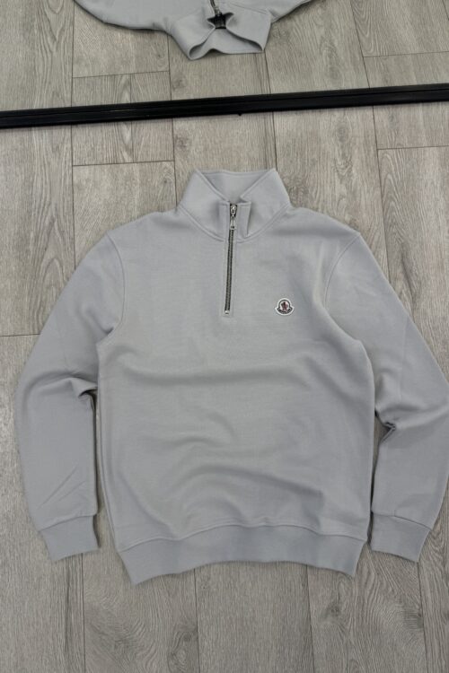 Bluzë Moncler me Gjysmë Zinxhir – Gri e Hapur – S – Gri